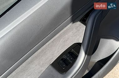 Седан Tesla Model 3 2018 в Кривому Розі