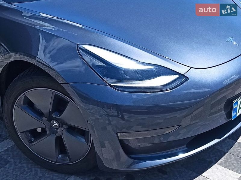 Седан Tesla Model 3 2022 в Харькове