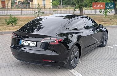 Седан Tesla Model 3 2021 в Коломые