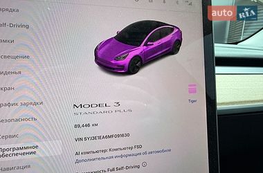 Седан Tesla Model 3 2021 в Киеве