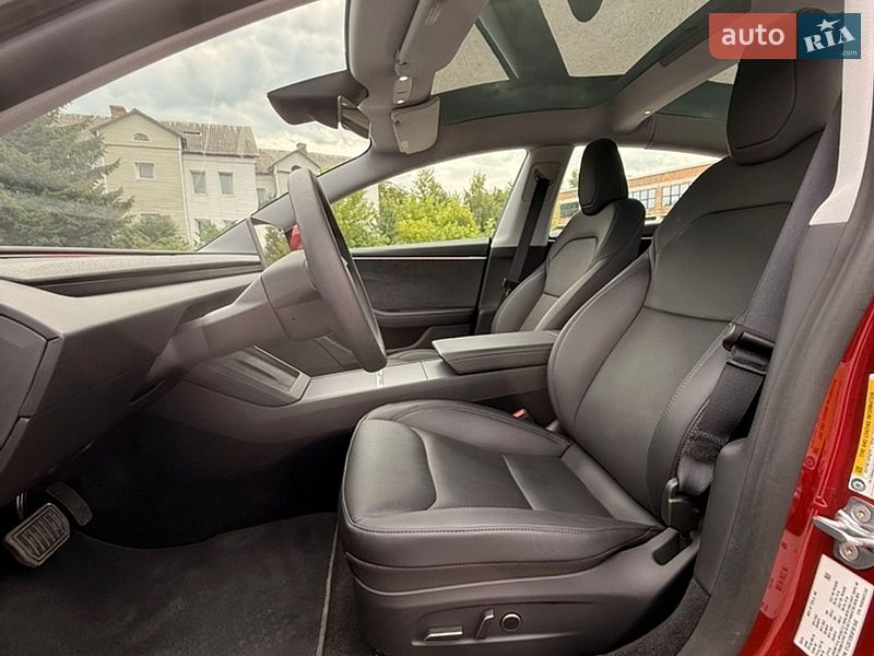 Седан Tesla Model 3 2025 в Рівному фото 44 Седан Tesla Model 3 2025 в Рівному