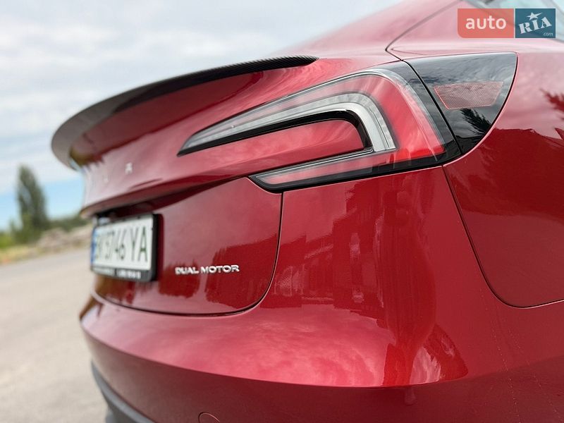Седан Tesla Model 3 2025 в Рівному фото 48 Седан Tesla Model 3 2025 в Рівному