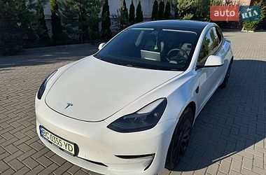 Седан Tesla Model 3 2021 в Золочеве