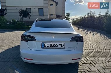 Седан Tesla Model 3 2021 в Золочеве