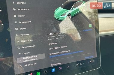 Седан Tesla Model 3 2018 в Києві