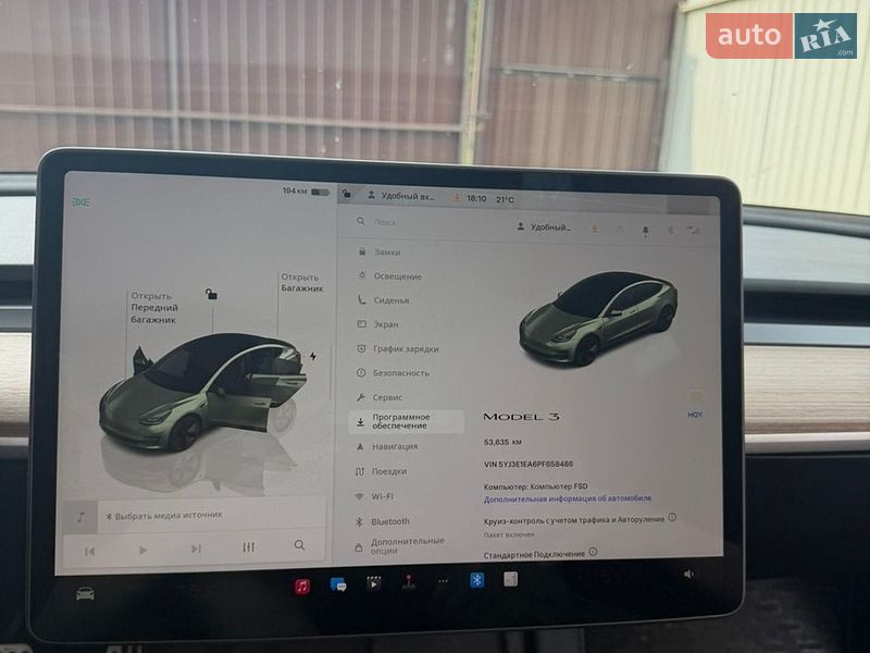 Седан Tesla Model 3 2023 в Броварах