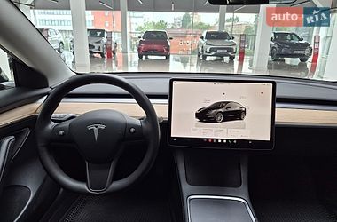 Седан Tesla Model 3 2022 в Хмельницком