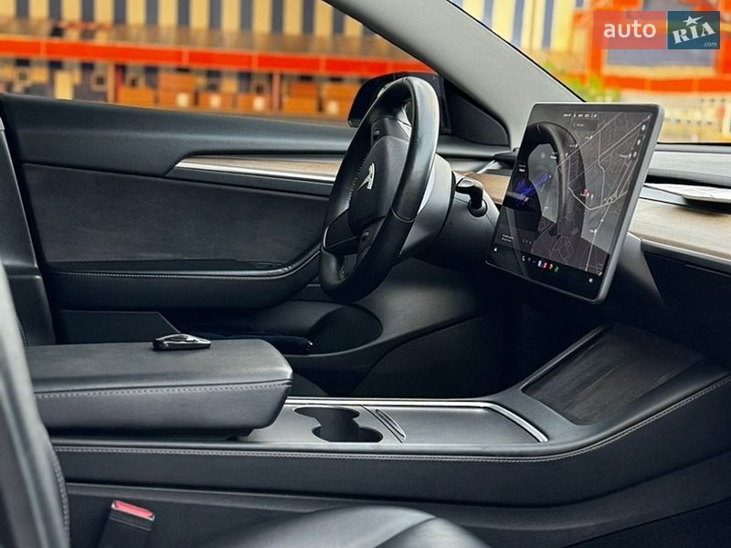 Седан Tesla Model 3 2019 в Кривом Роге фото 15 Седан Tesla Model 3 2019 в Кривом Роге