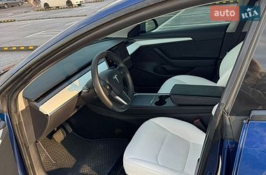 Седан Tesla Model 3 2021 в Киеве