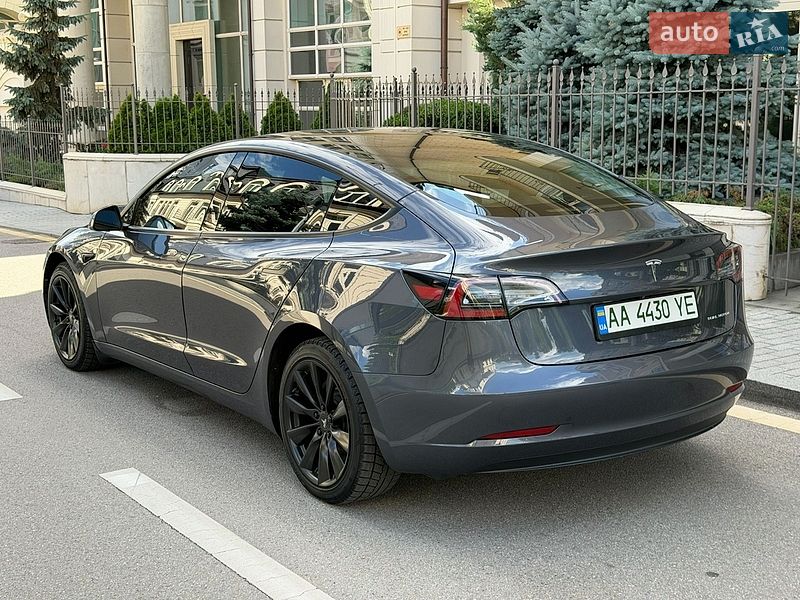 Седан Tesla Model 3 2023 в Киеве фото 4 Седан Tesla Model 3 2023 в Киеве