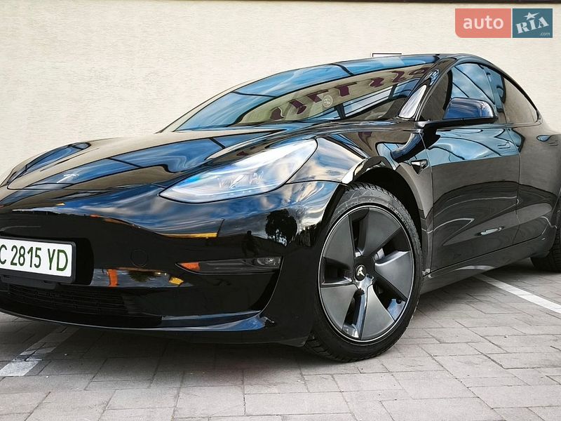 Tesla Model 3 2023