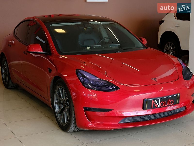 Седан Tesla Model 3 2019 в Одессе