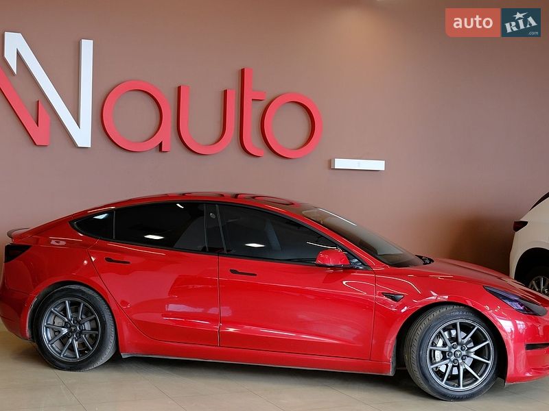 Седан Tesla Model 3 2019 в Одессе
