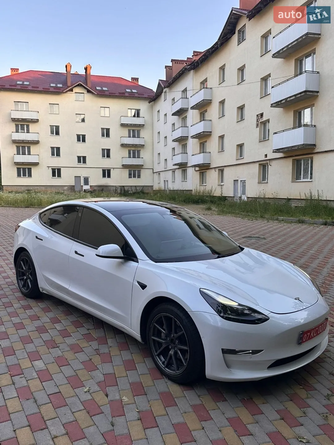 2022 Tesla Model 3 - мініатюра 8