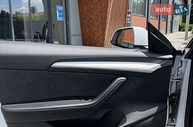 Седан Tesla Model 3 2021 в Коломые