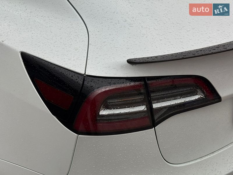 Седан Tesla Model 3 2021 в Харькове