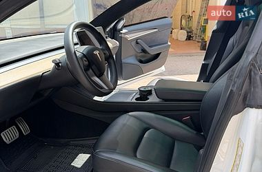 Седан Tesla Model 3 2023 в Одессе