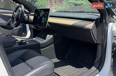 Седан Tesla Model 3 2023 в Одессе