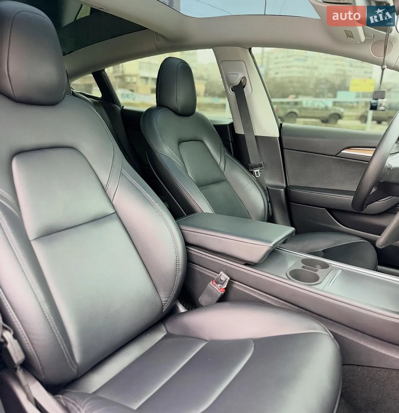 2022 Tesla Model 3 - мініатюра 13