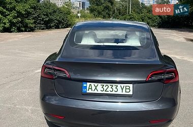Седан Tesla Model 3 2023 в Киеве