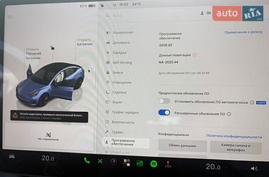 Седан Tesla Model 3 2023 в Киеве