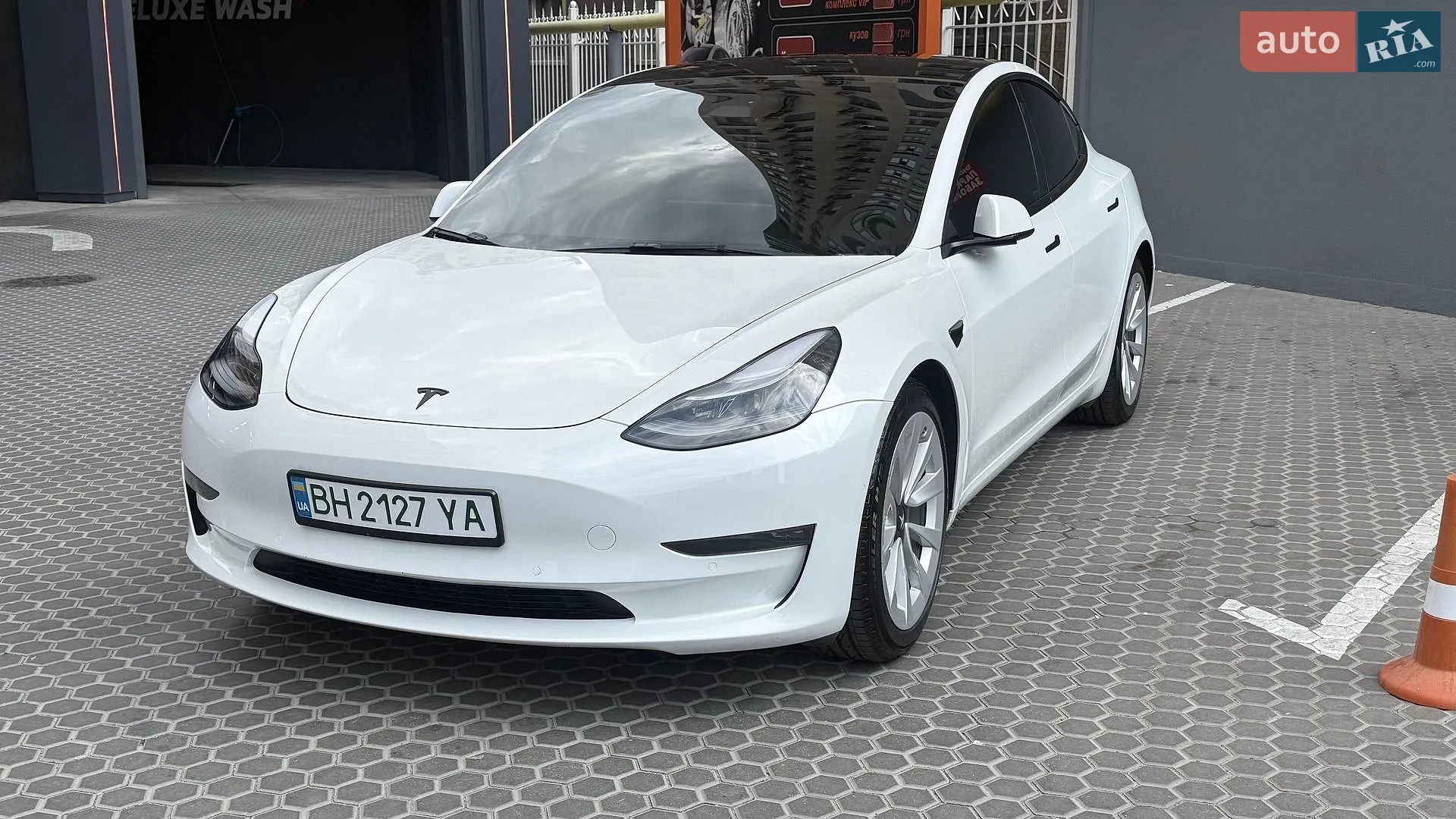 2021 Tesla Model 3 - фото 1