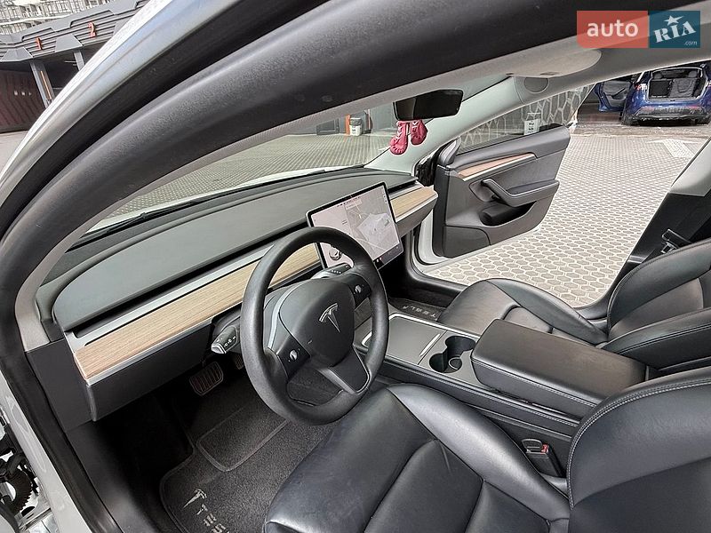 Седан Tesla Model 3 2021 в Одессе фото 18 Седан Tesla Model 3 2021 в Одессе
