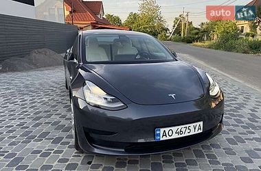 Седан Tesla Model 3 2019 в Львове