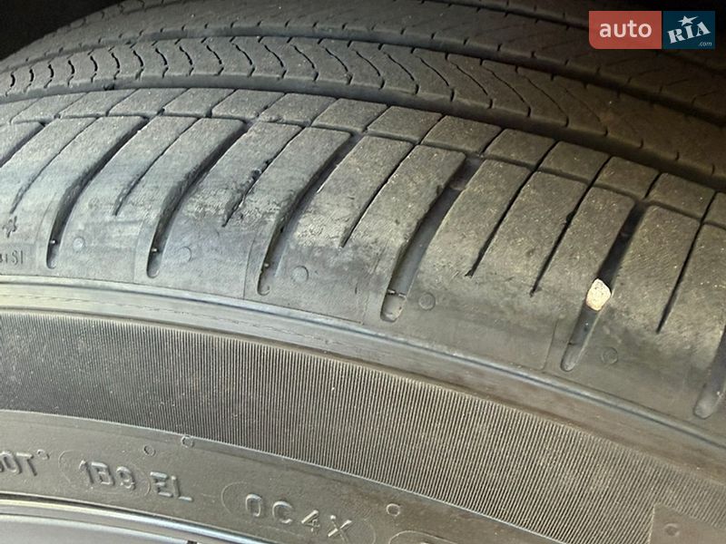 Седан Tesla Model 3 2024 в Самборе