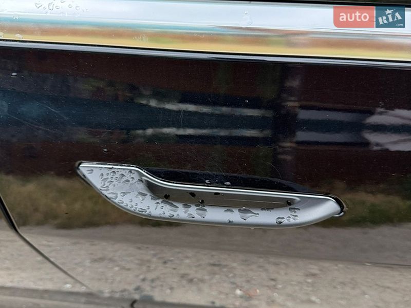 Седан Tesla Model 3 2018 в Житомире