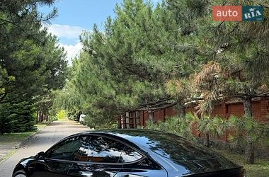 Седан Tesla Model 3 2022 в Днепре
