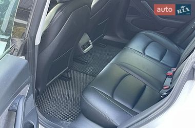 Седан Tesla Model 3 2021 в Новояворовске