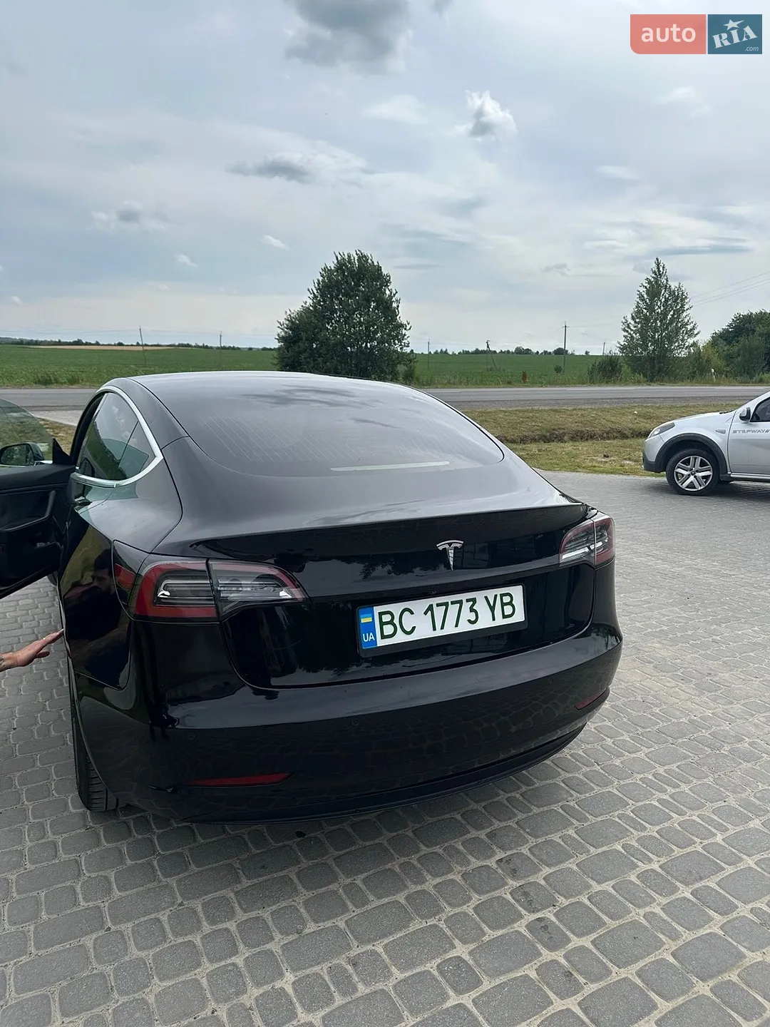 2019 Tesla Model 3 - мініатюра 5