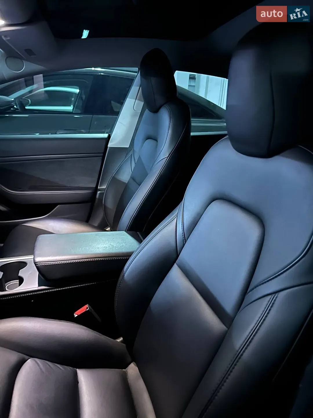 2021 Tesla Model 3 - мініатюра 8
