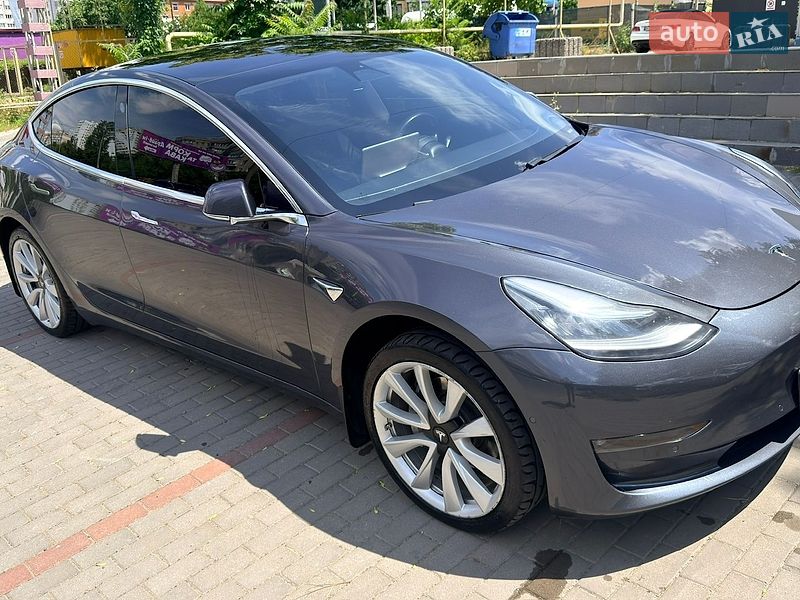 Tesla Model 3 2018 Tesla Model 3 2018