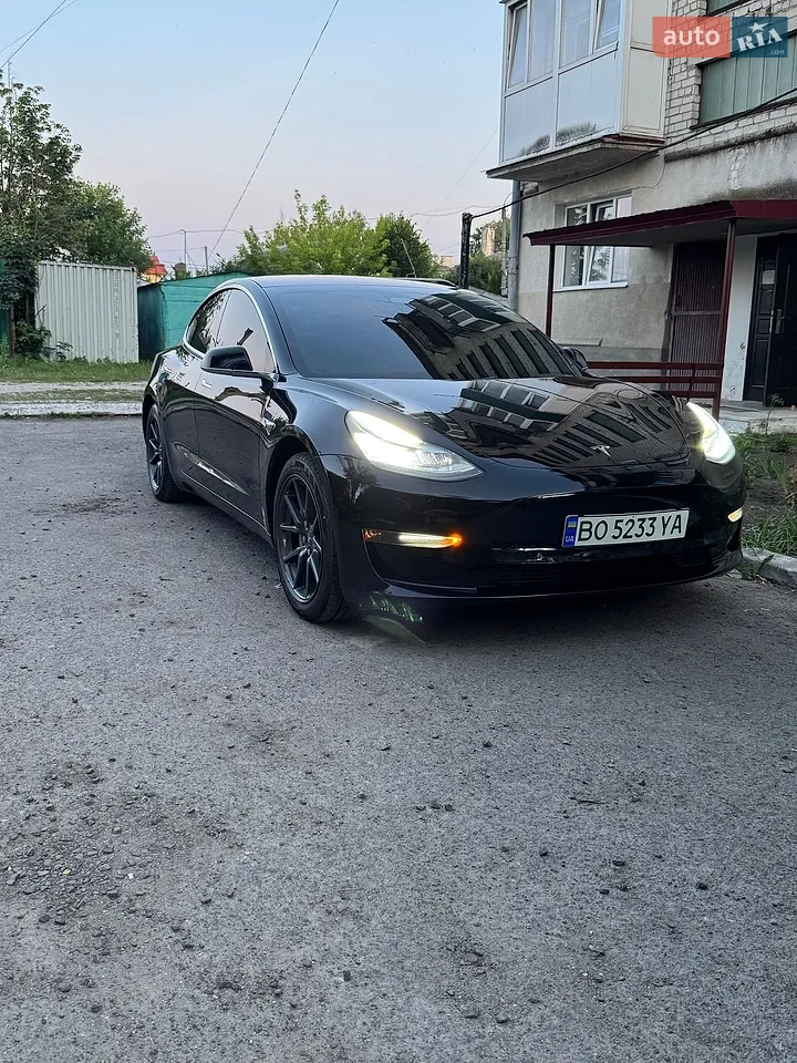 2018 Tesla Model 3 - мініатюра 11