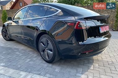 Седан Tesla Model 3 2019 в Луцке