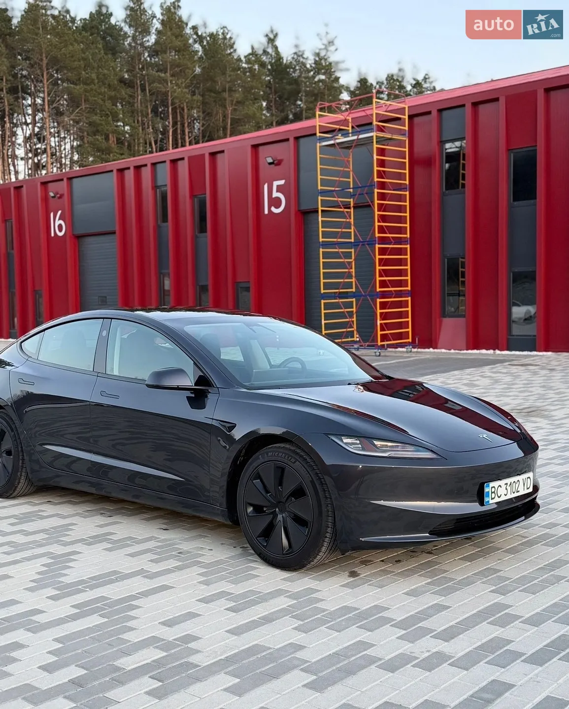 2024 Tesla Model 3 - мініатюра 9