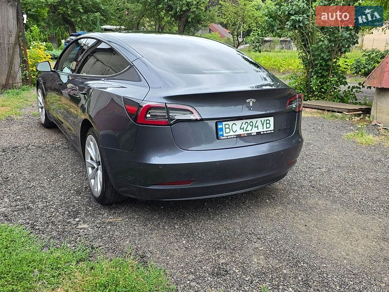 Седан Tesla Model 3 2022 в Львове фото 29 Седан Tesla Model 3 2022 в Львове