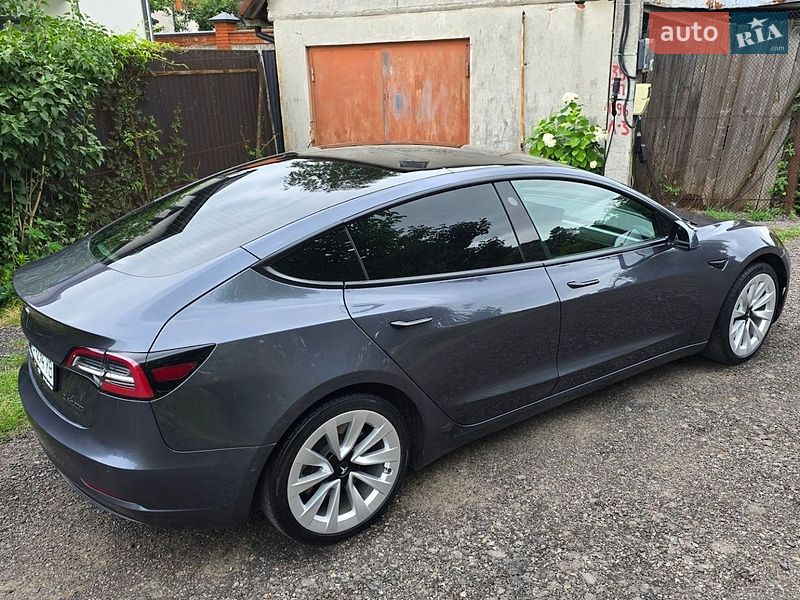 Седан Tesla Model 3 2022 в Львове фото 34 Седан Tesla Model 3 2022 в Львове