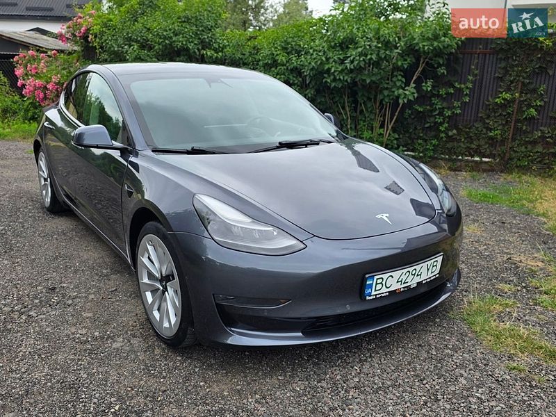 Седан Tesla Model 3 2022 в Львове фото 39 Седан Tesla Model 3 2022 в Львове