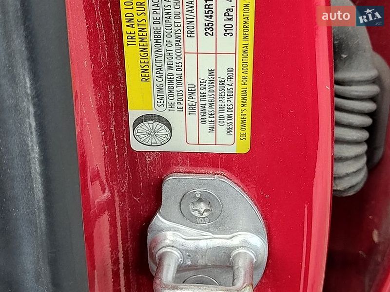 Седан Tesla Model 3 2018 в Вінниці