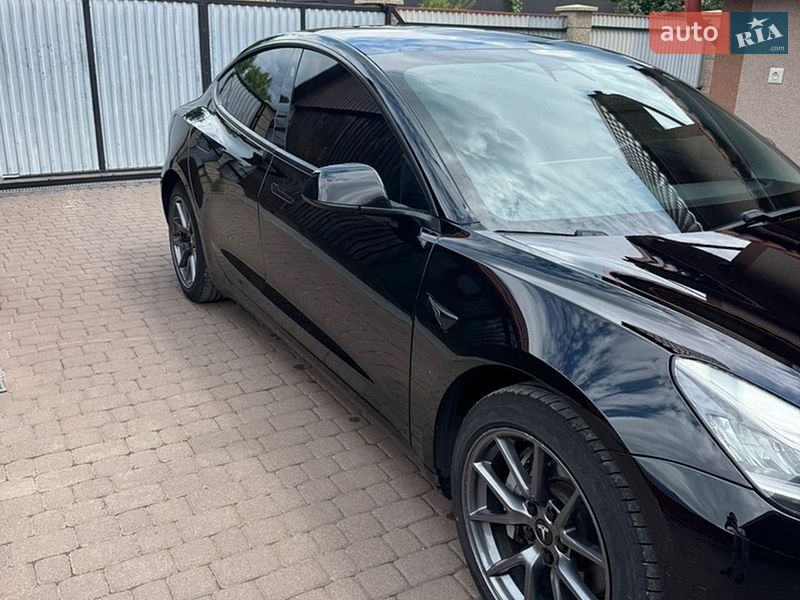 Седан Tesla Model 3 2020 в Хусті фото 2 Седан Tesla Model 3 2020 в Хусті