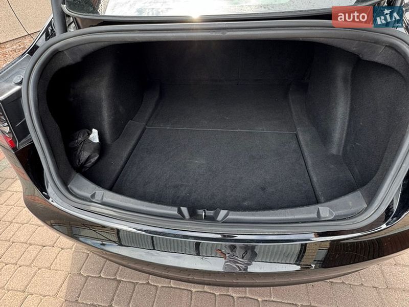 Седан Tesla Model 3 2020 в Хусті фото 7 Седан Tesla Model 3 2020 в Хусті