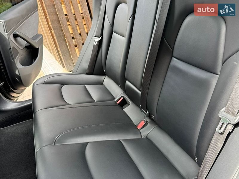 Седан Tesla Model 3 2020 в Хусті фото 11 Седан Tesla Model 3 2020 в Хусті