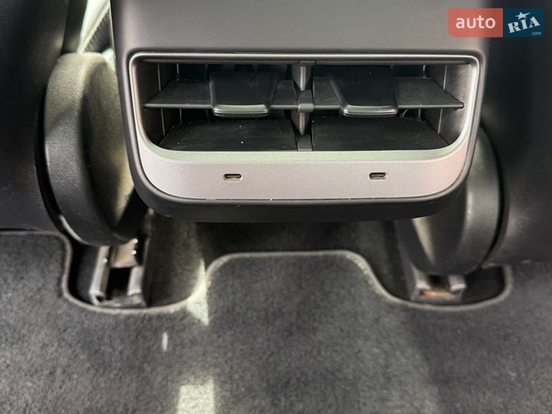 Седан Tesla Model 3 2020 в Хусті фото 12 Седан Tesla Model 3 2020 в Хусті