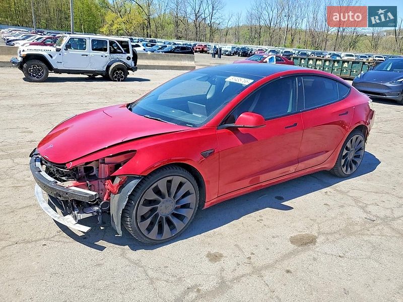 Tesla Model 3 2022