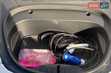 Седан Tesla Model 3 2021 в Львові