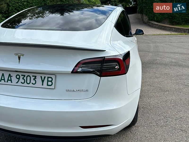 Седан Tesla Model 3 2023 в Києві фото 8 Седан Tesla Model 3 2023 в Києві