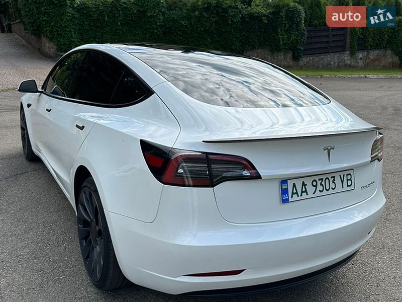 Седан Tesla Model 3 2023 в Києві фото 5 Седан Tesla Model 3 2023 в Києві